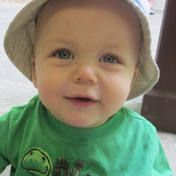 Meet your Posher, Jennifer - Picture 1 of 1